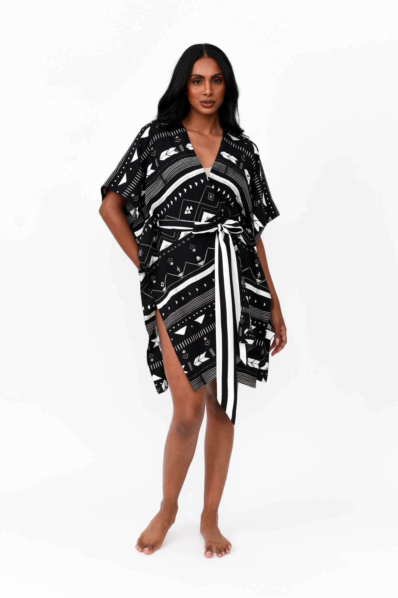 Zahlia Short Kimono - Tribal Black